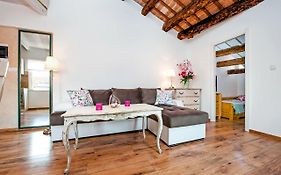 Apartment Casa Alek